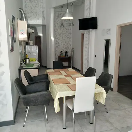 Tinno M Apartman Póla