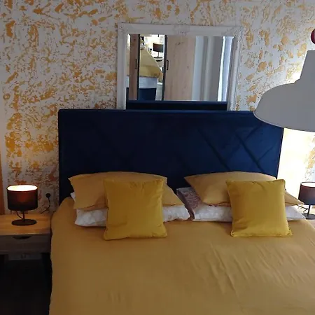 Tinno M Apartment *